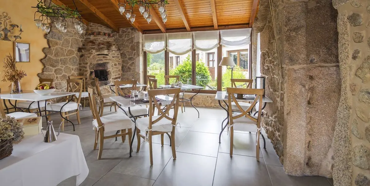 El comedor del Hotel Rústico Lugar do Cotariño